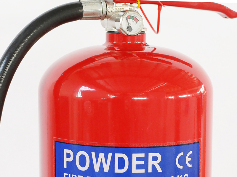 干粉灭火器